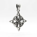 Colgante de nudo de brujas de protección. Amuleto ritualizado contra energias negativas.  Plata. Ritualizado. - Imagen 3