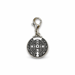 Colgante San Benito con mosquetón amuleto protector