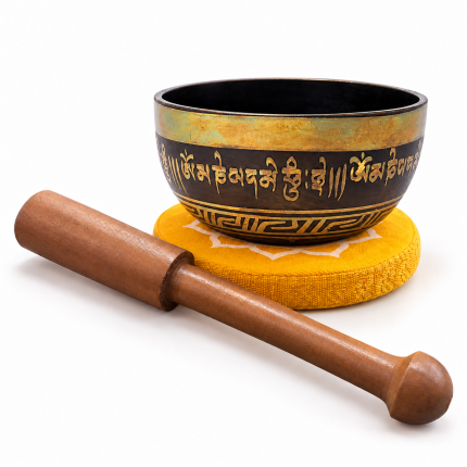Cuenco tibetano de acabado oscuro con inscripciones doradas y borde decorativo