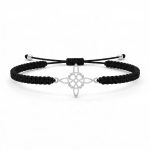 Pulsera negra de protección con Nudo de Bruja plateado, cordón de macramé y cierre ajustable