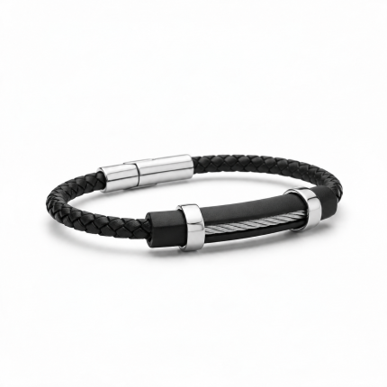 Pulsera masculina negra trenzada con pieza central decorativa negra, anillas plateadas y cierre metálico